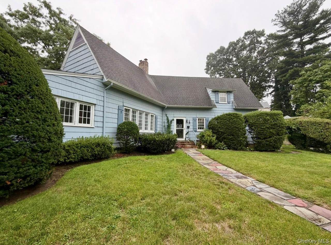 371 Grosvenor Street - Photo 1