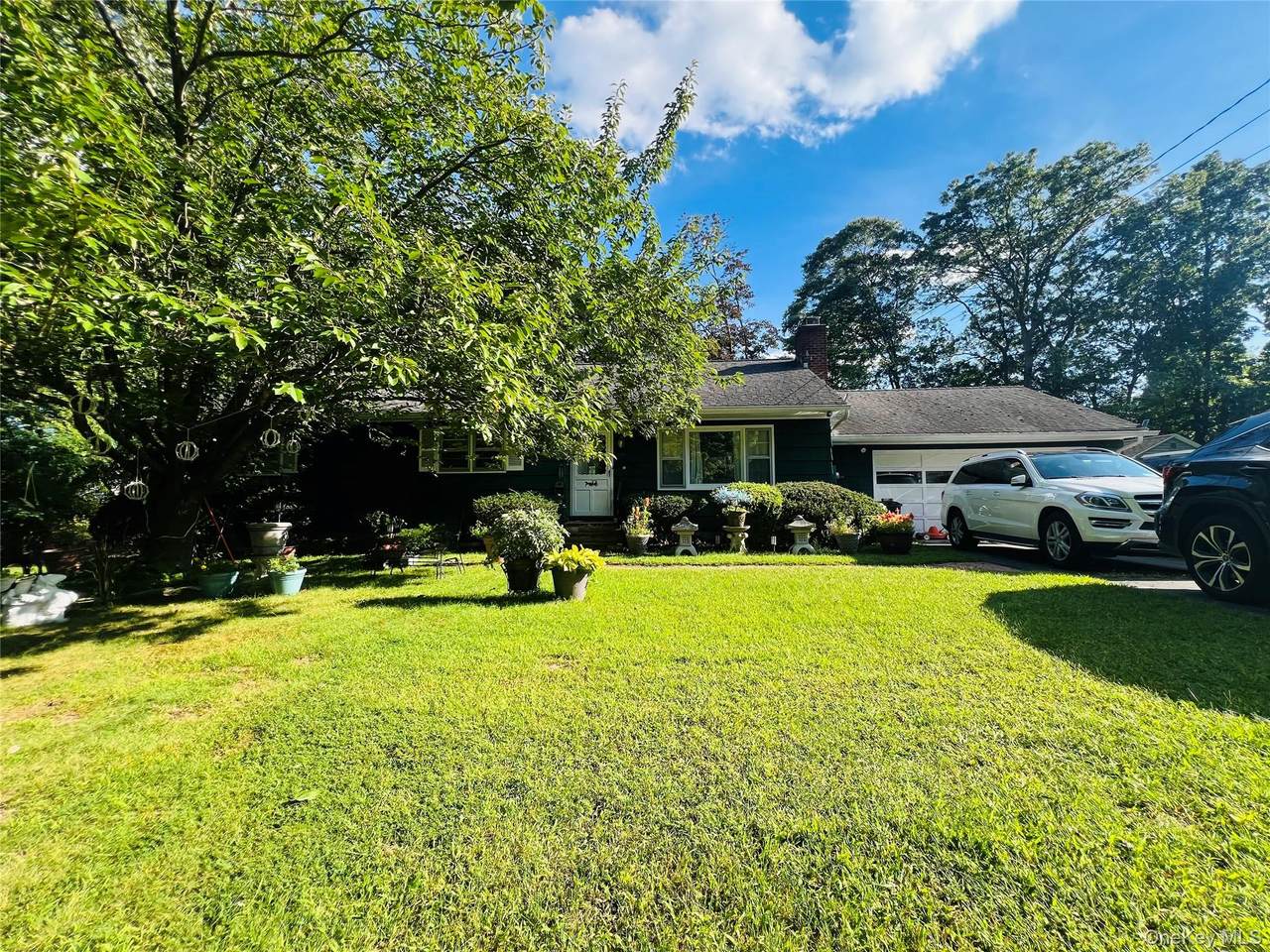 250 Country Road - Photo 1