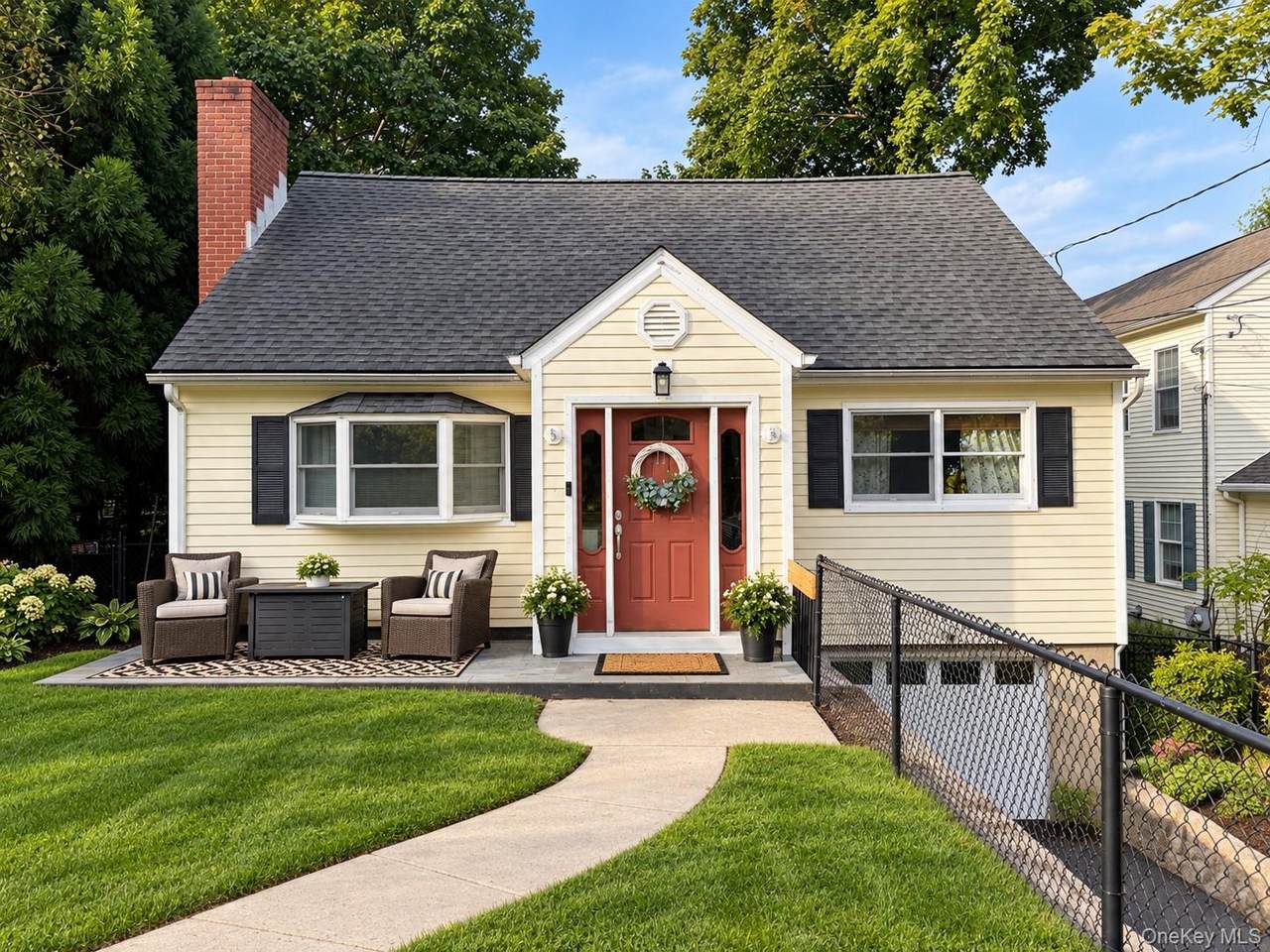 11 Emerson Avenue - Photo 1