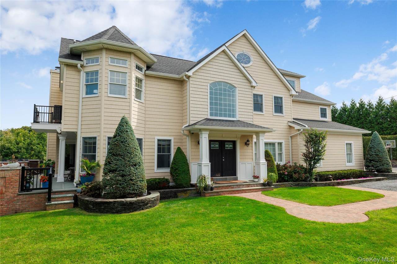 547 Shore Drive - Photo 1