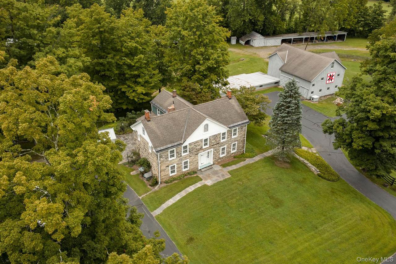 203 Samsonville Road - Photo 1