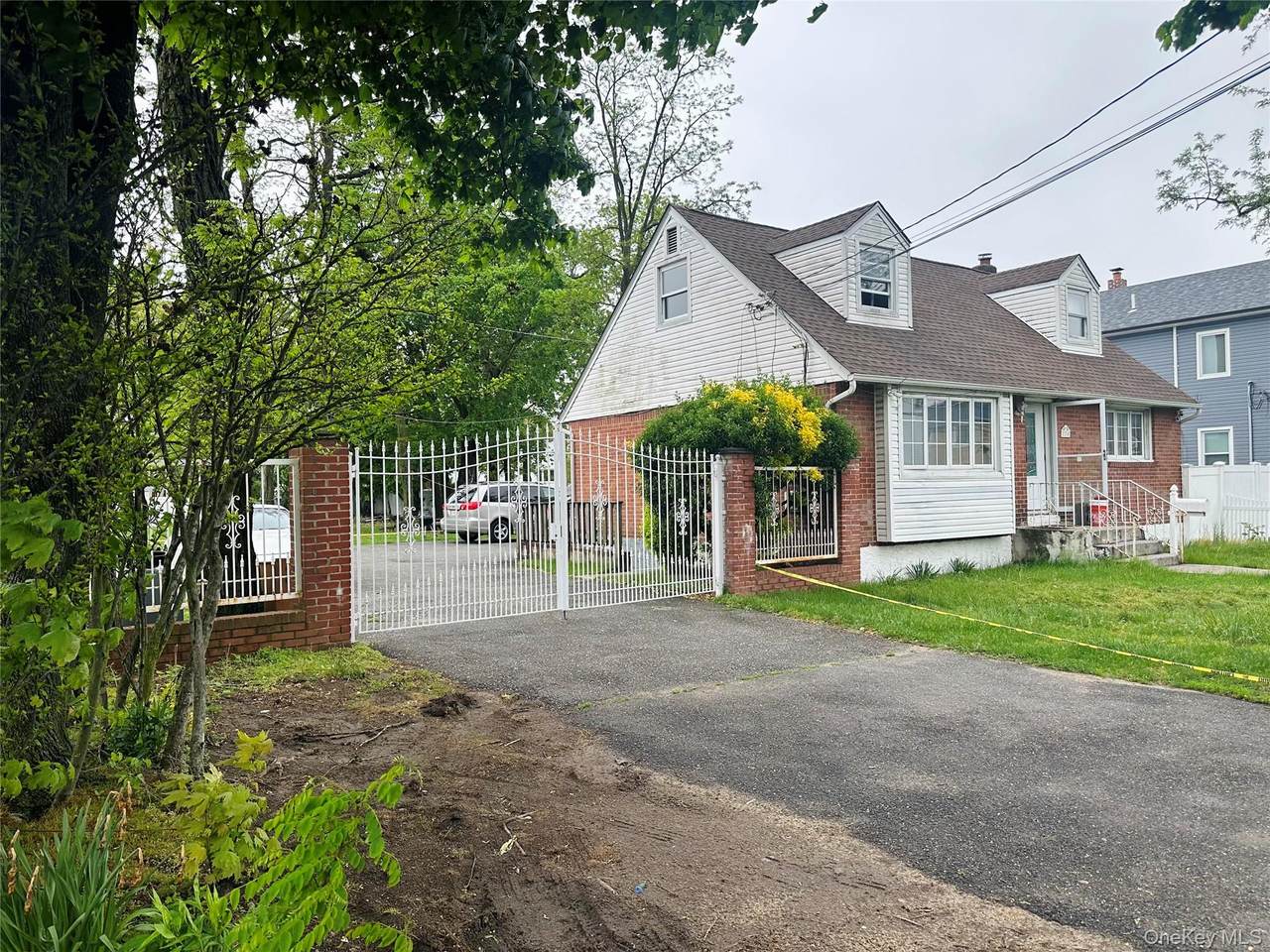 224 Park Avenue - Photo 1