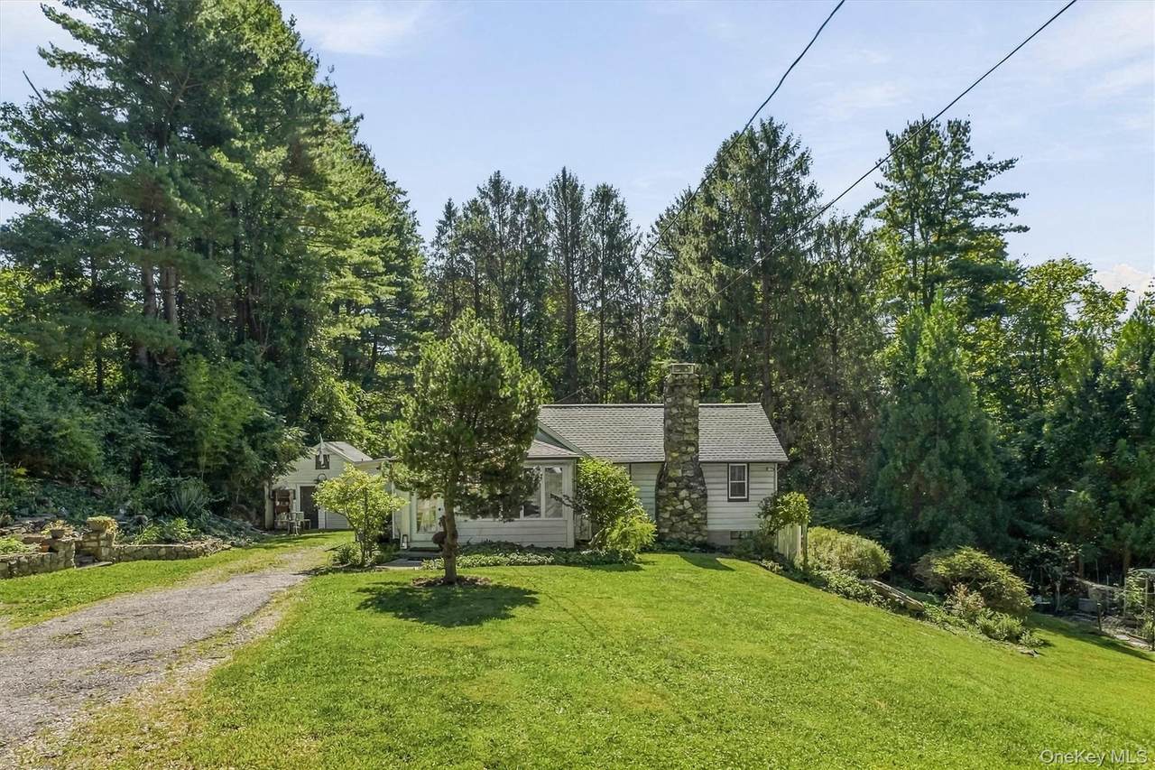 136 Bundy Hill Road - Photo 1