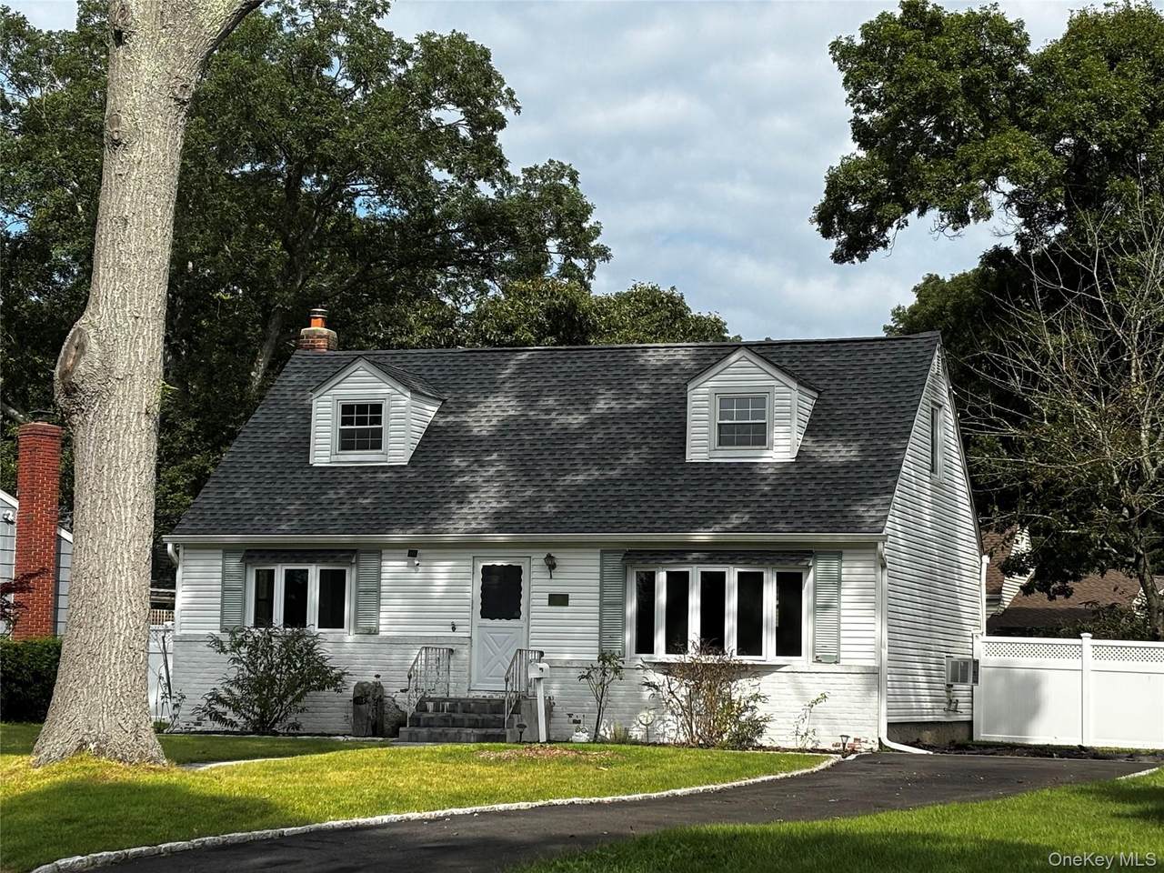 105 Rutledge Road - Photo 1