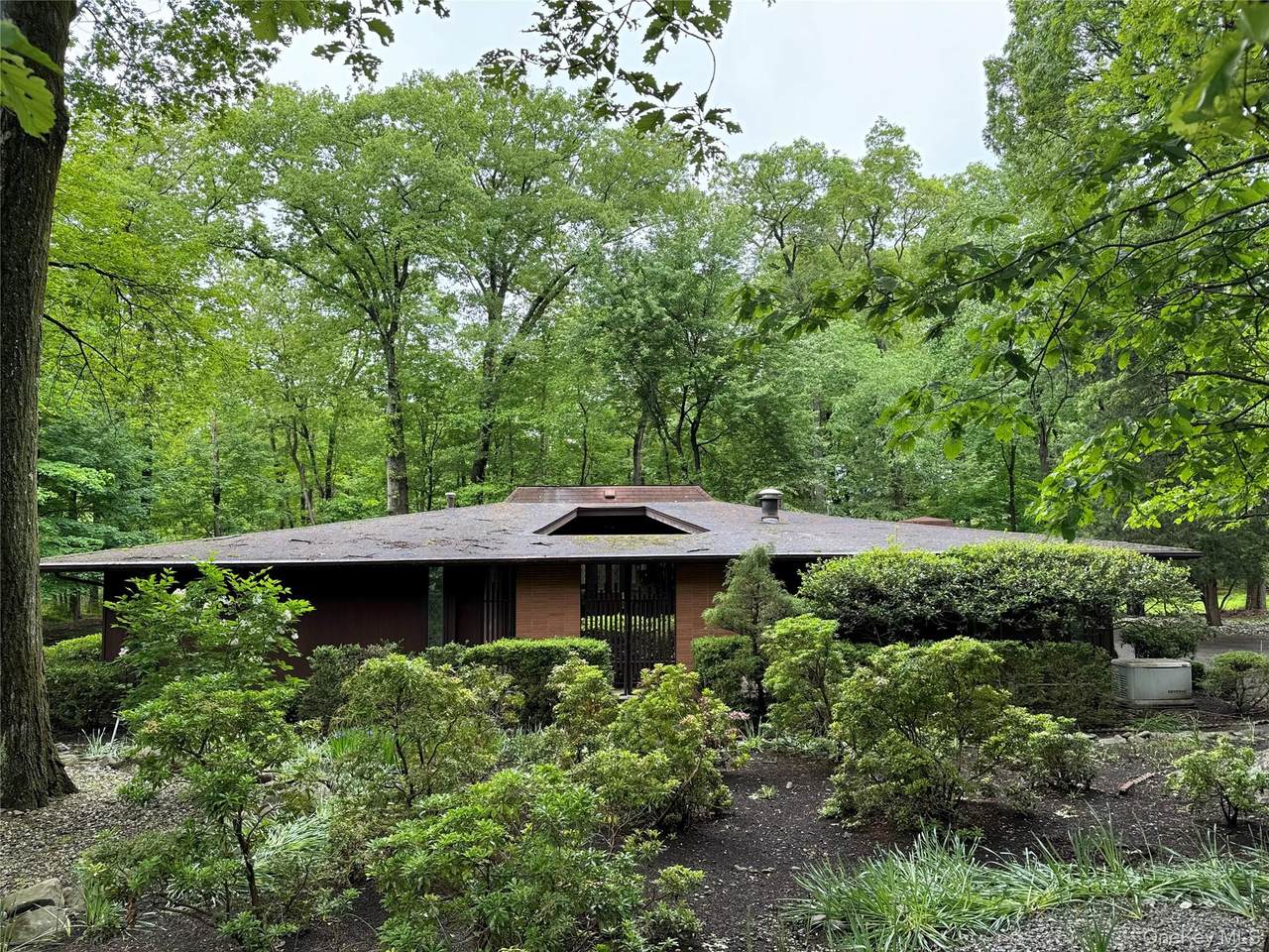 4 Linden Court - Photo 1