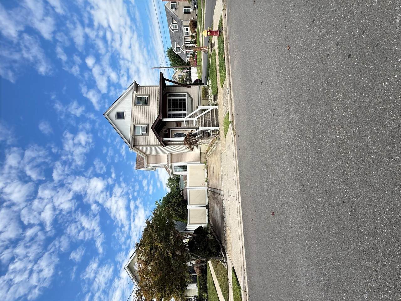 1720 Montague Avenue - Photo 1