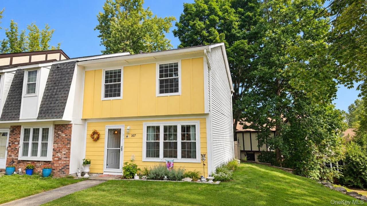 107 Vista Drive - Photo 1