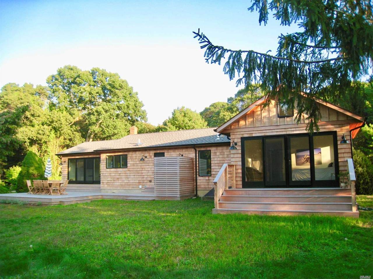5135 Indian Neck Lane - Photo 1