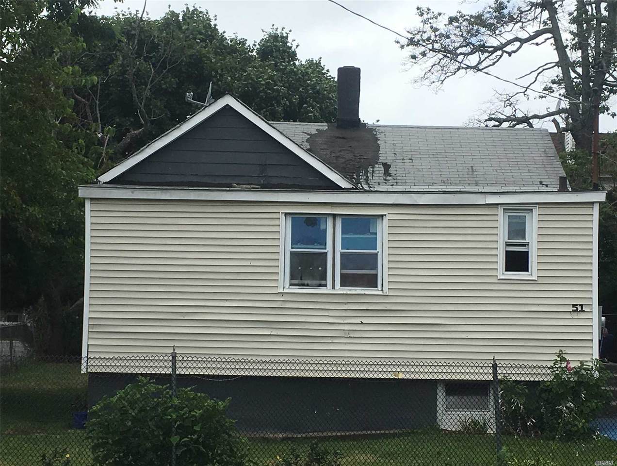 51 3rd Avenue - Photo 1
