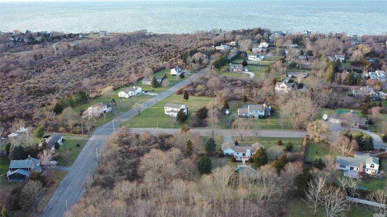 1485 Parkview Lane - Photo 1