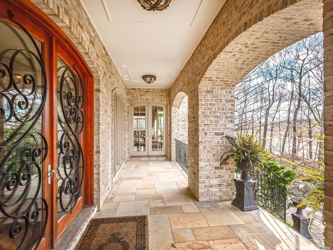 423 River Road - Photo 1