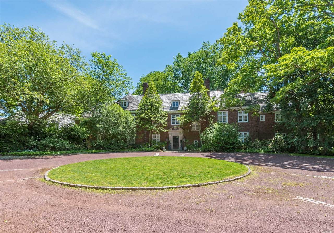 11 Evans Drive - Photo 1