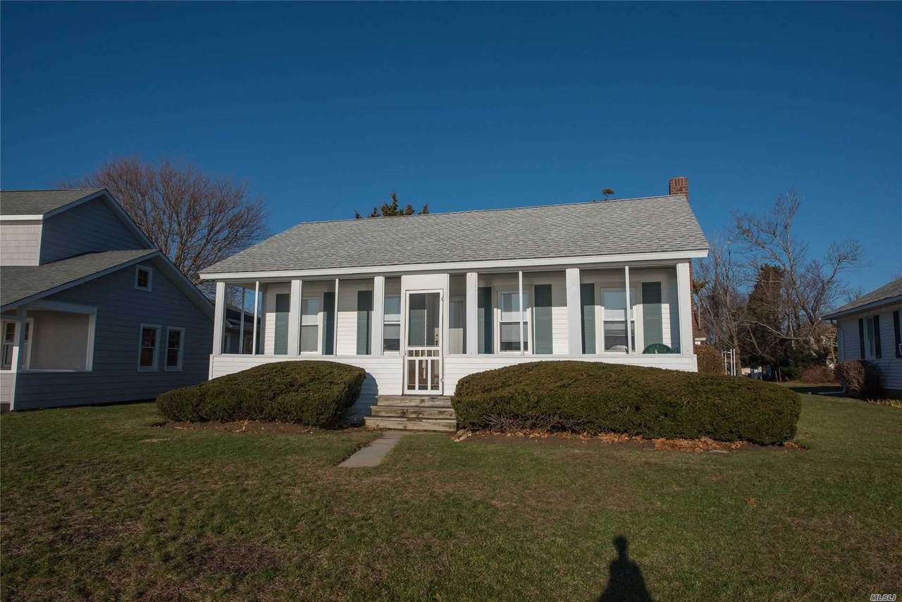 1396 Peconic Bay Boulevard - Photo 1
