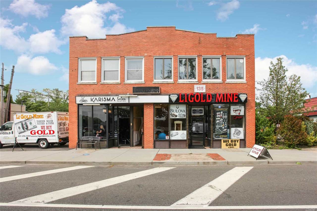 135 Main Street - Photo 1