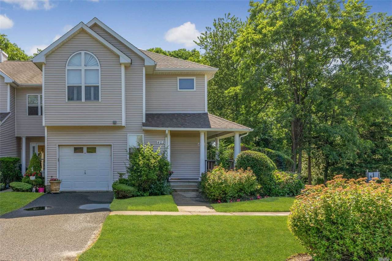 402 Willow Pond Drive - Photo 1