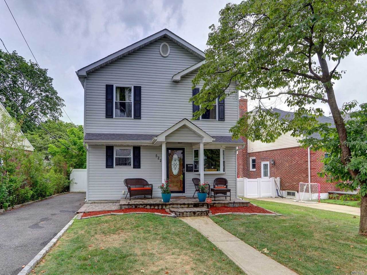 522 Beech Street - Photo 1