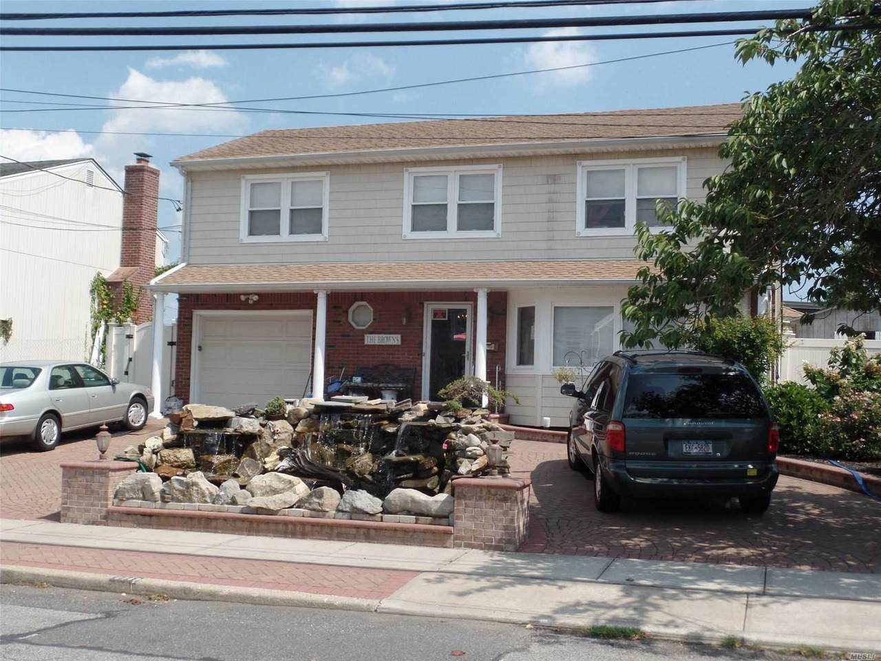 2747 Lee Place - Photo 1