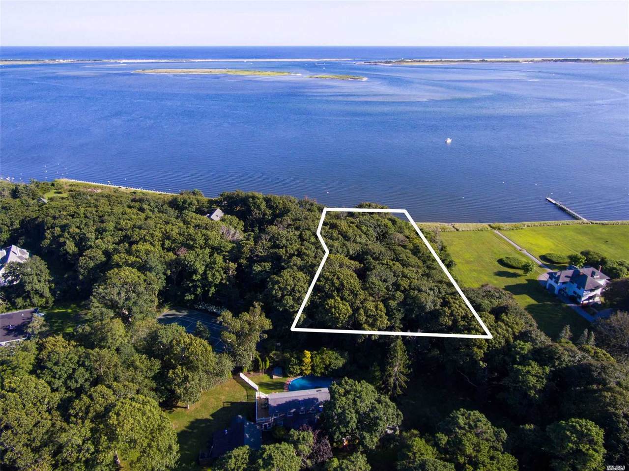 77 Tuthill Point Road - Photo 1
