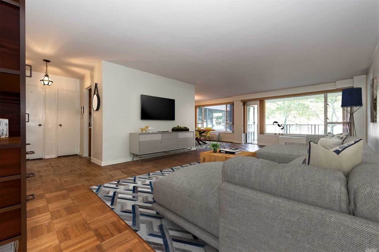 166-25 Powells Cove Boulevard - Photo 1