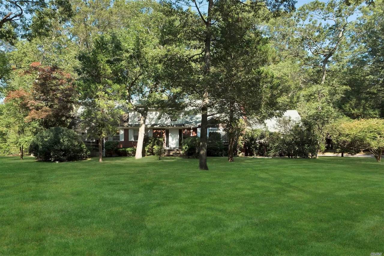 1946 Vincent Lane - Photo 1