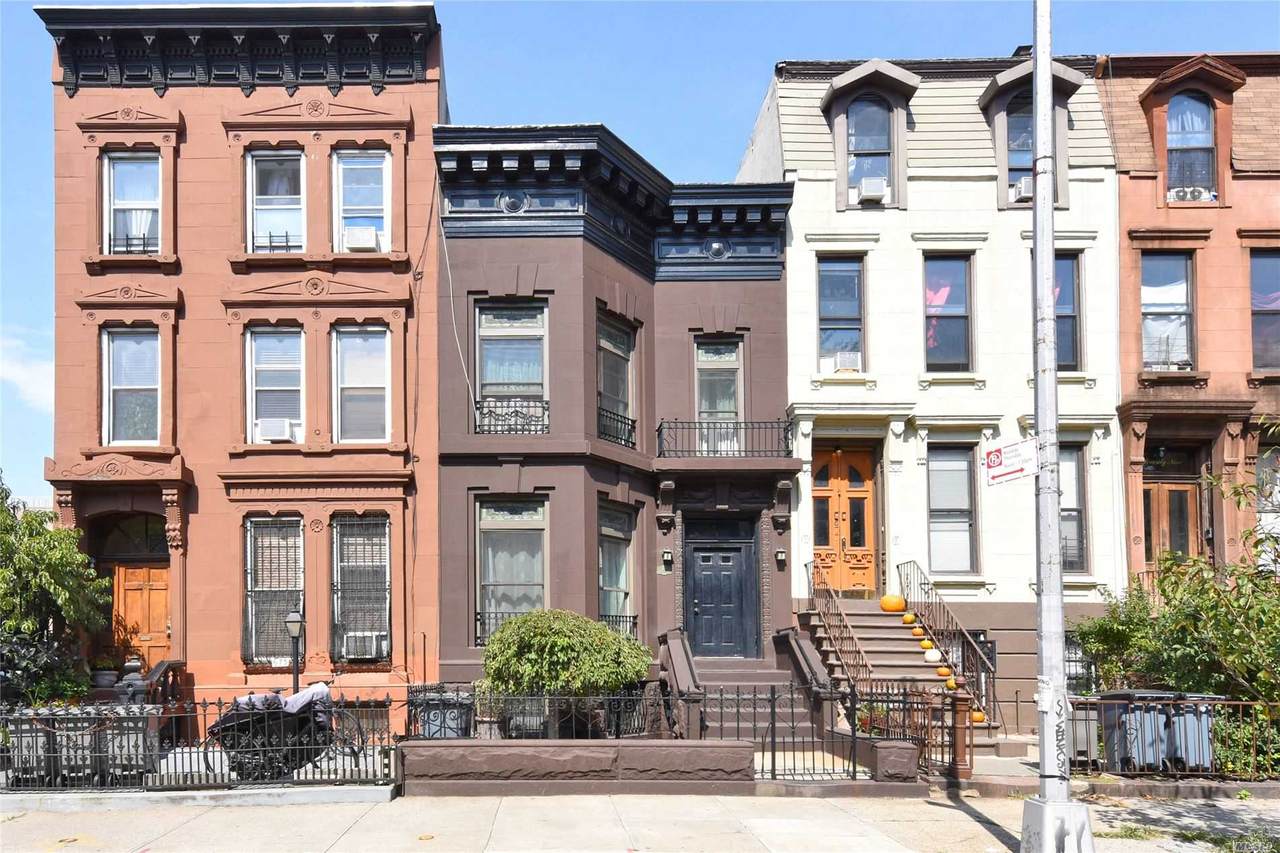 675 Greene - Photo 1