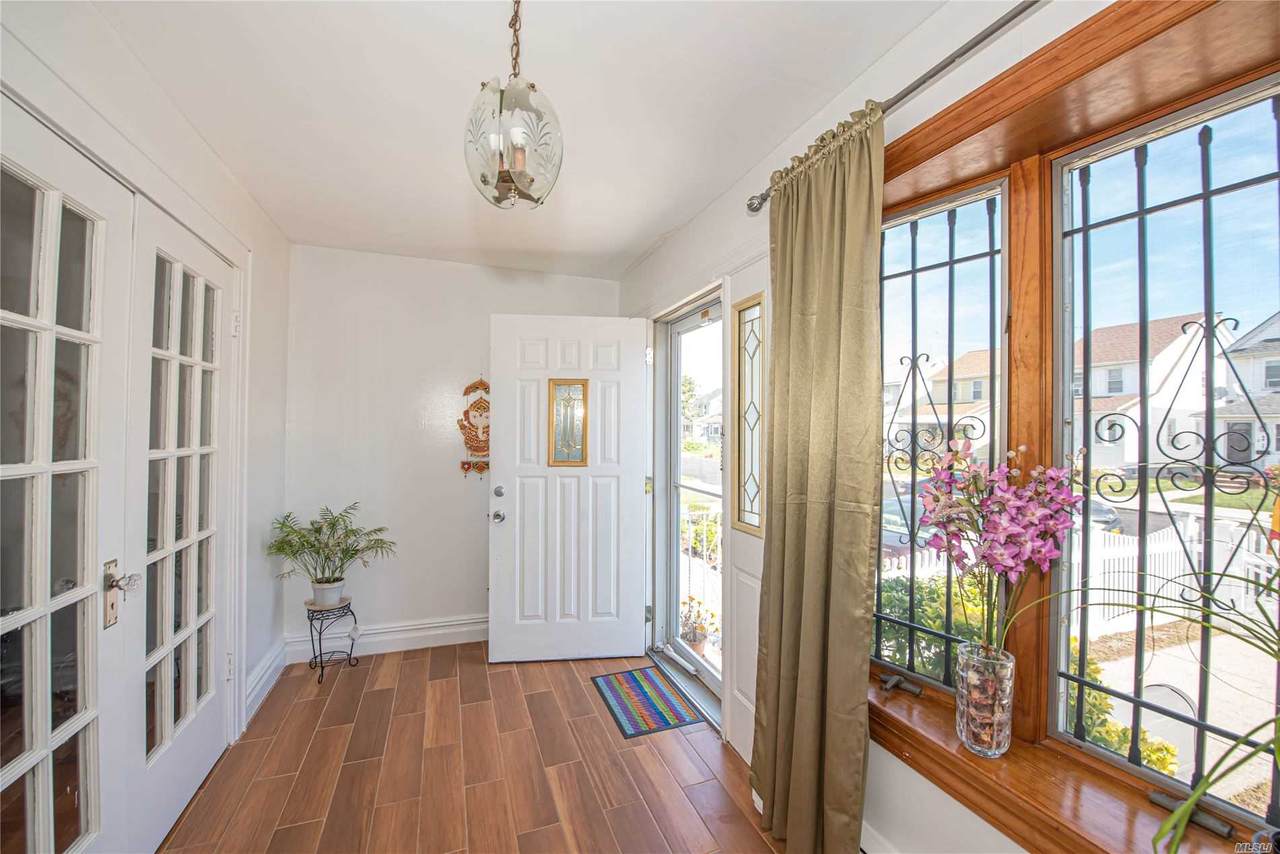 92-34 215th Street - Photo 1