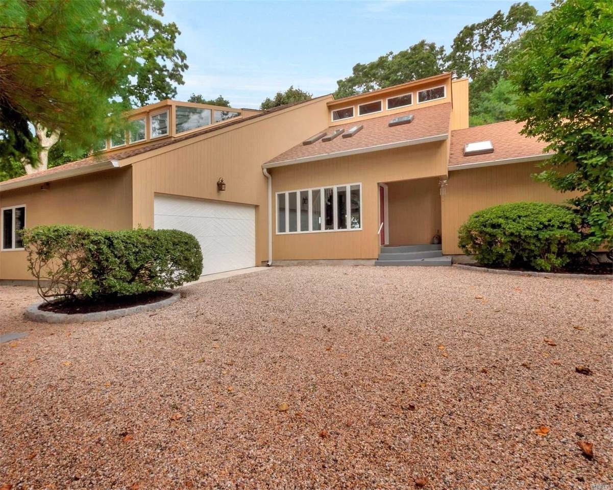 400 Windjammer Drive - Photo 1