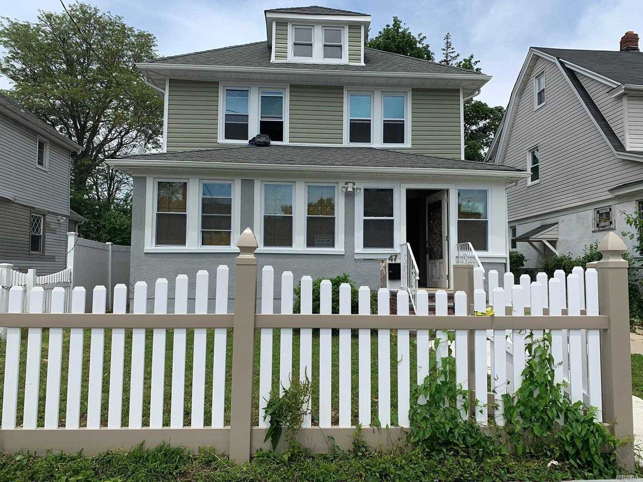 47 Gladys Avenue - Photo 1