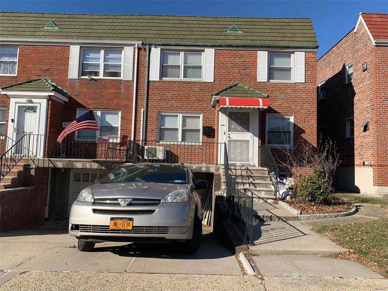 160-55 Willets Point - Photo 1