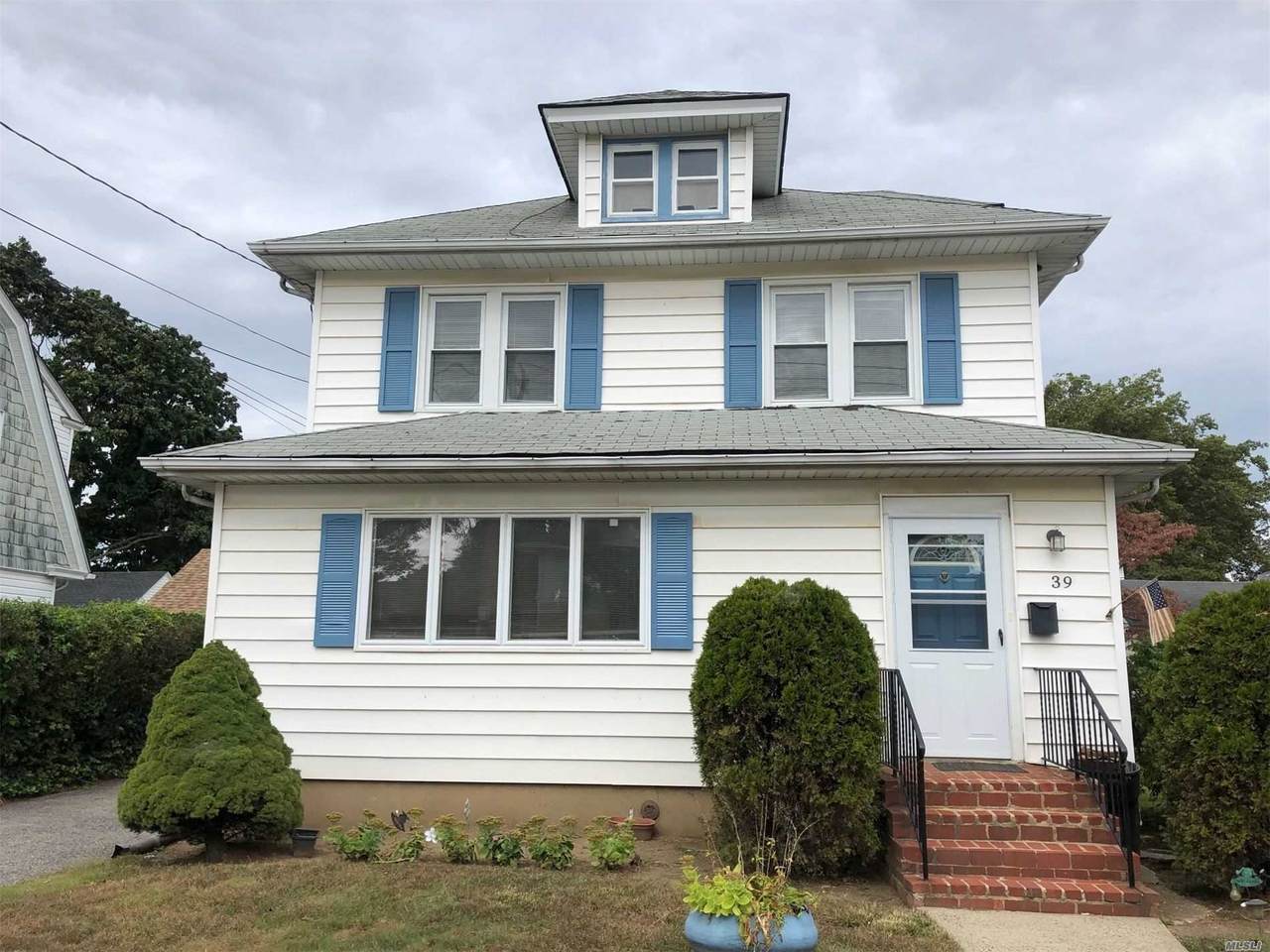 39 Leverich Street - Photo 1