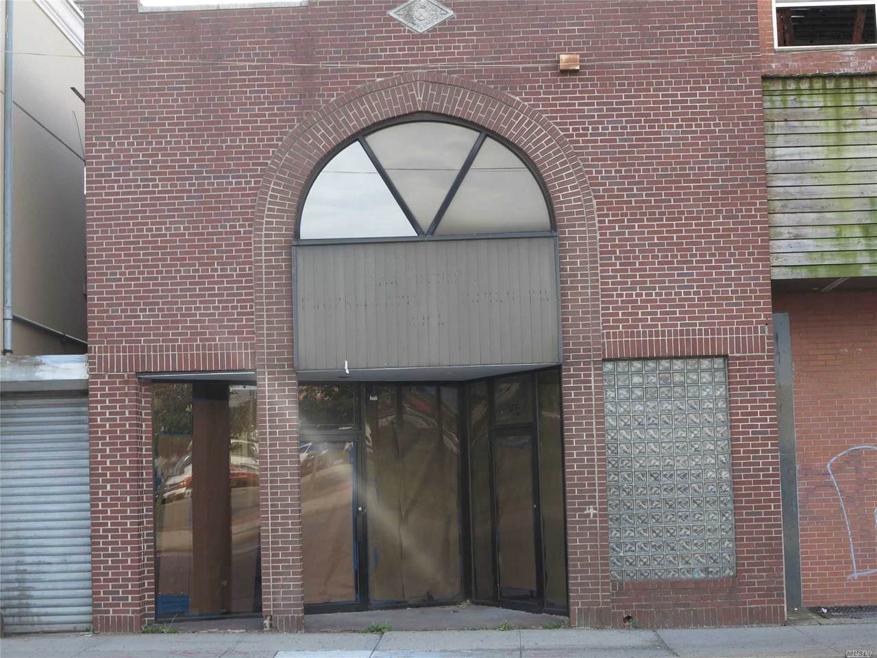 306 Fulton - Photo 1