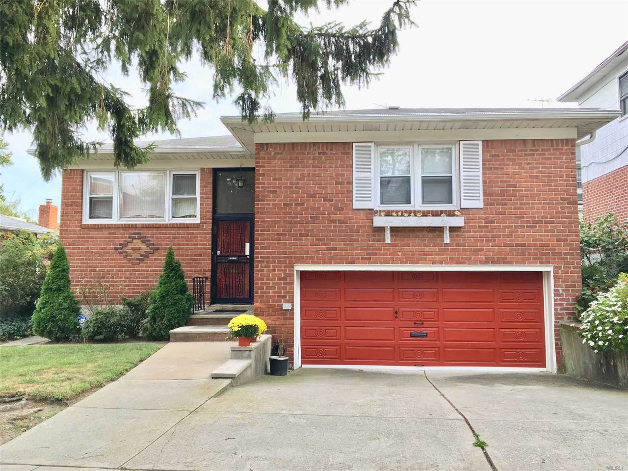 152-08 12 Avenue - Photo 1