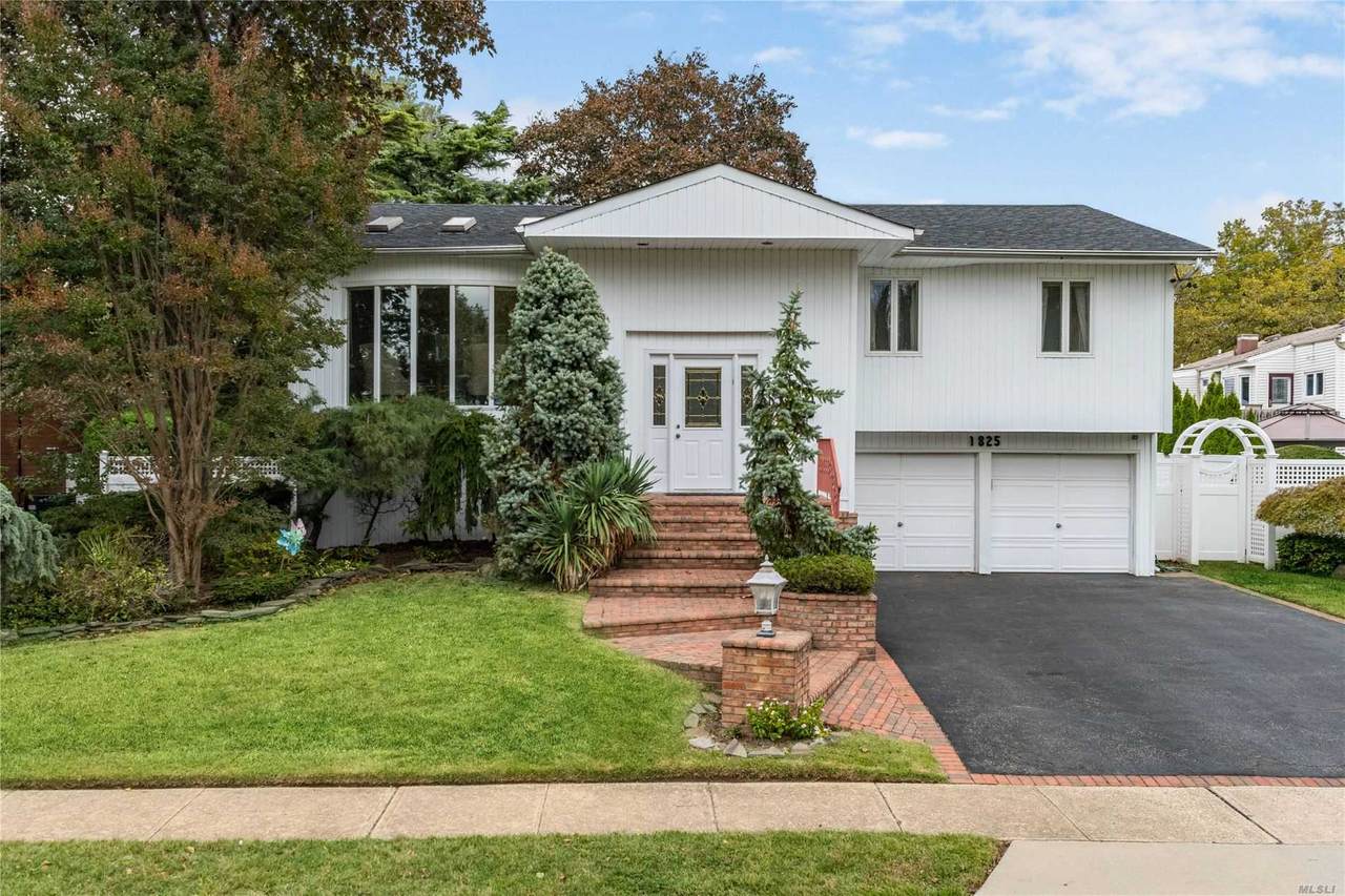 1825 Cynthia Lane - Photo 1