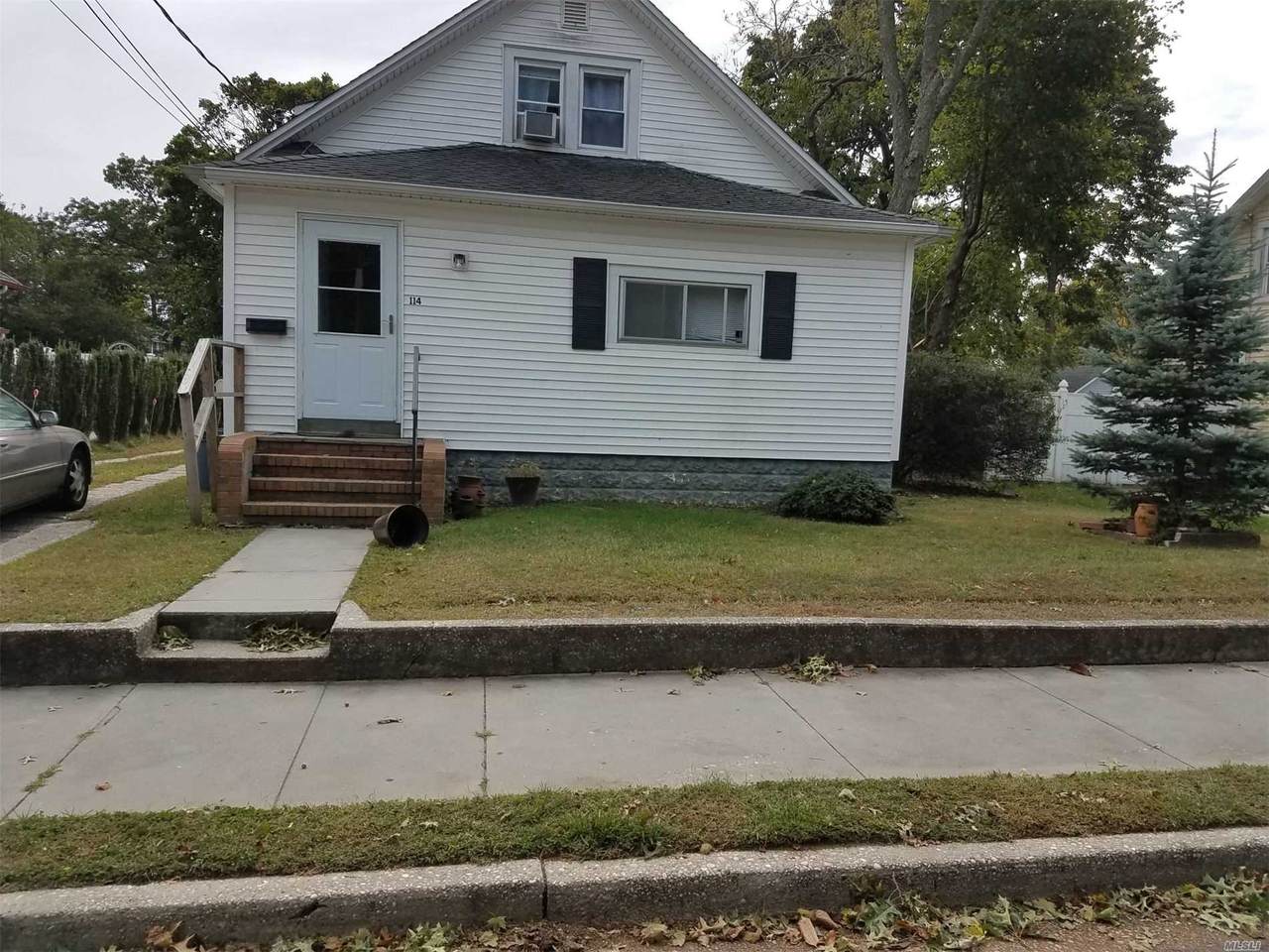 114 Lakewood - Photo 1 114 Lakewood - Photo 1