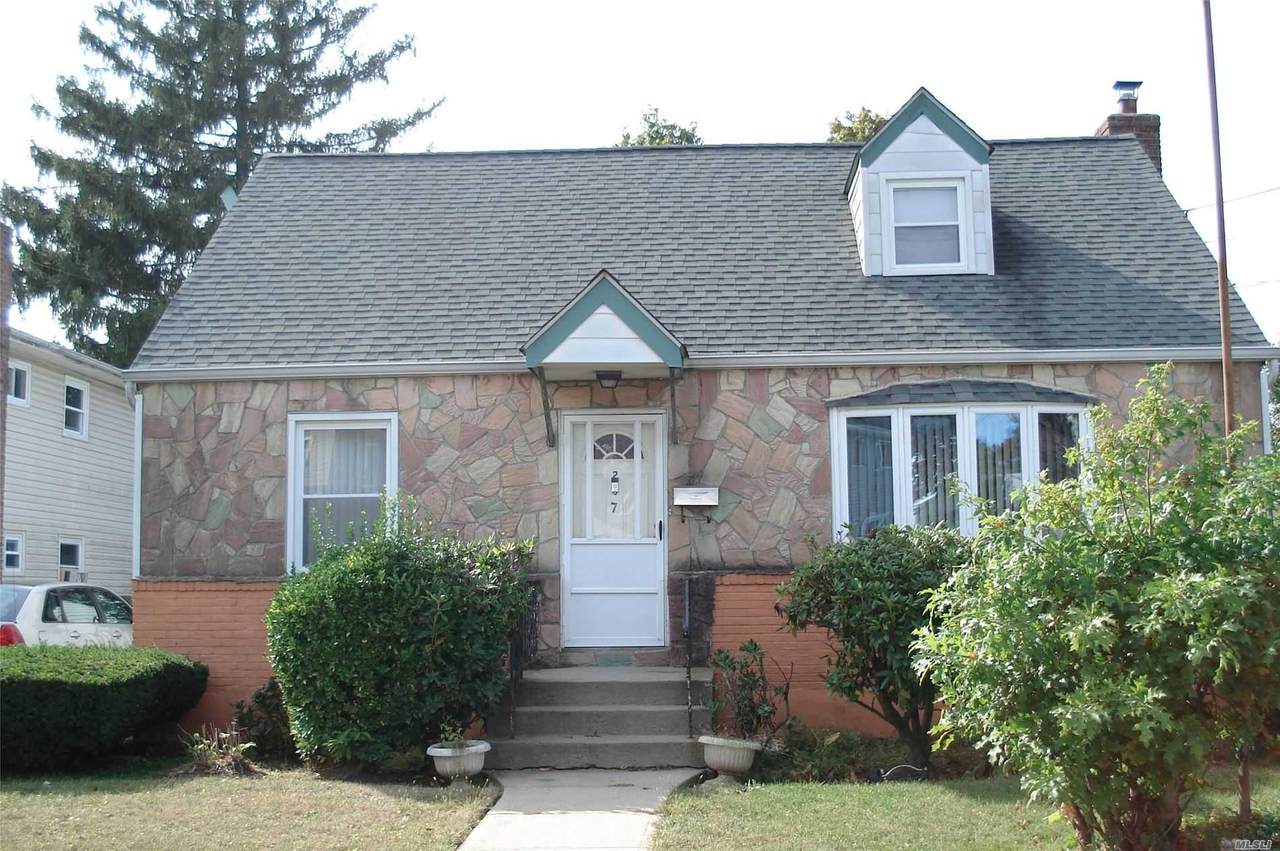 207 Rhodes Avenue - Photo 1