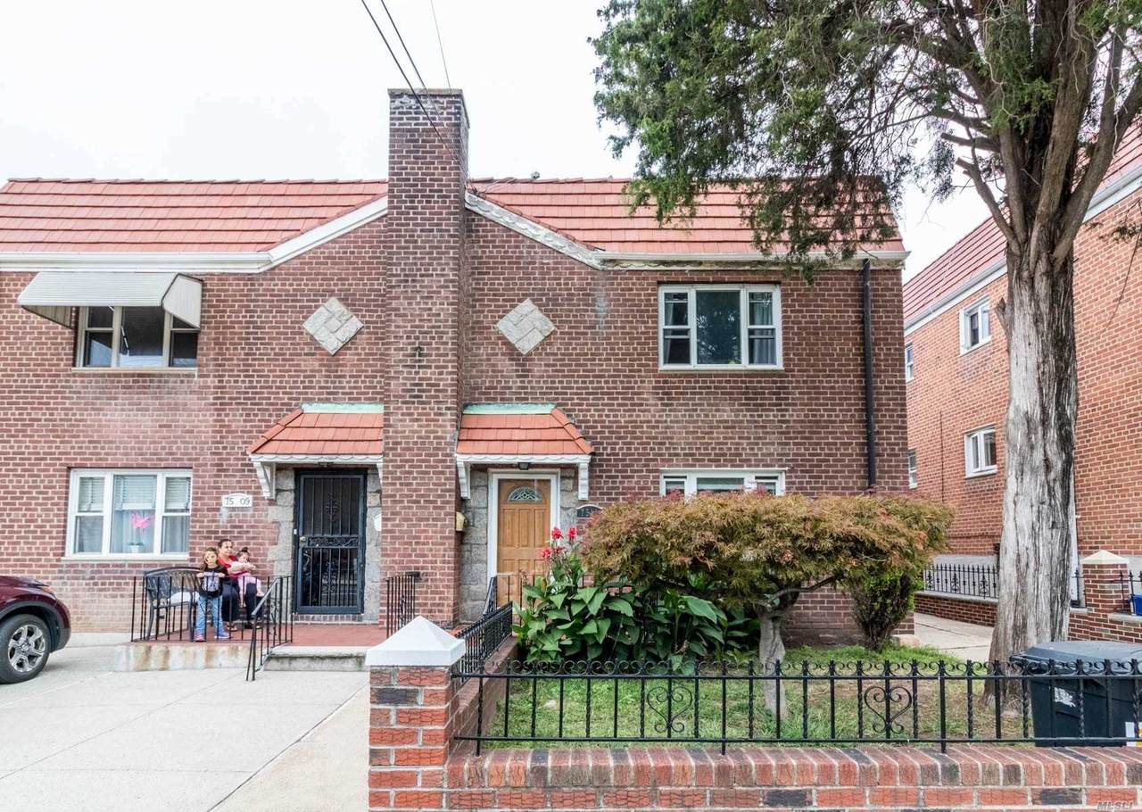 75-11 Ditmars - Photo 1