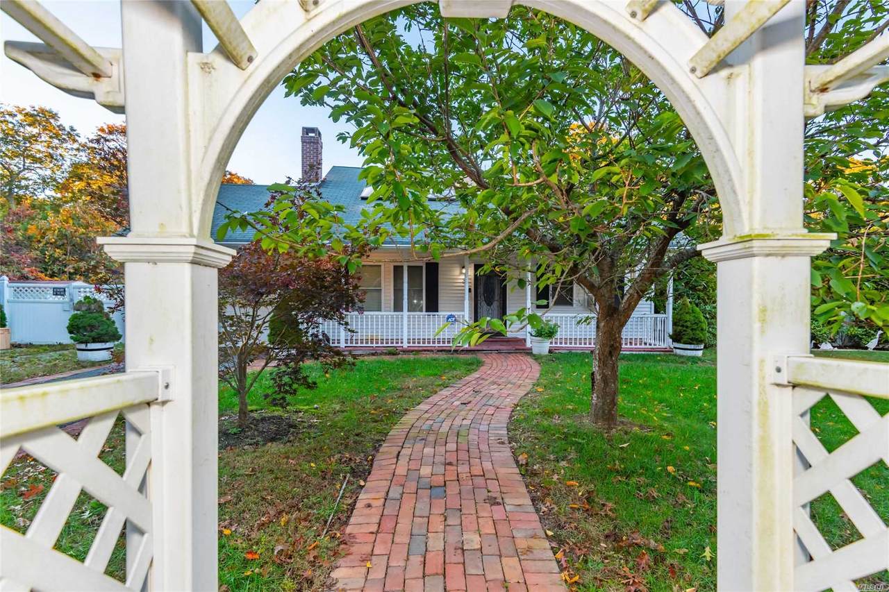 3 Laurel Lane - Photo 1