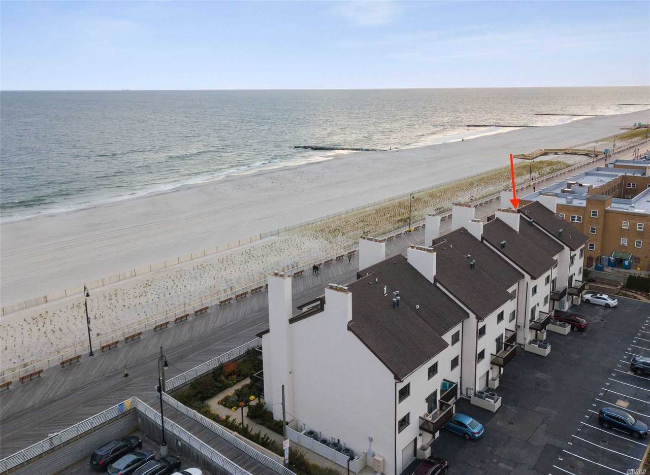 625 Oceanfront Street - Photo 1