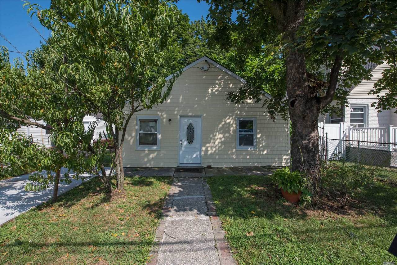 287 Harvard Street - Photo 1