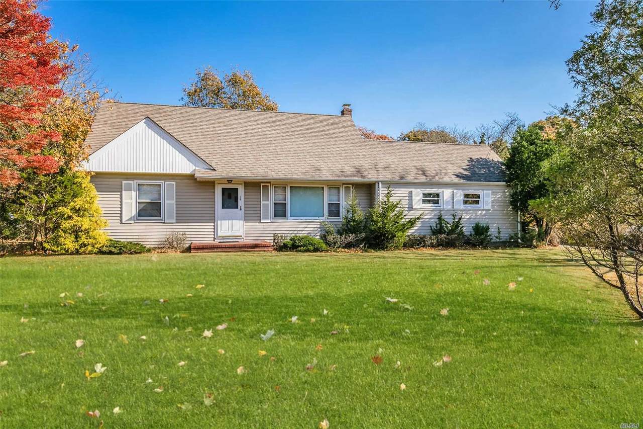 14 Rogers Avenue - Photo 1
