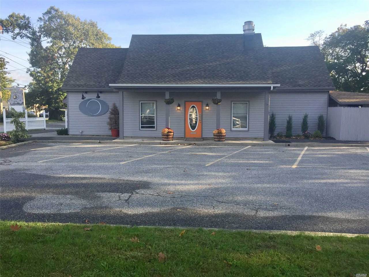 154 Montauk Highway - Photo 1