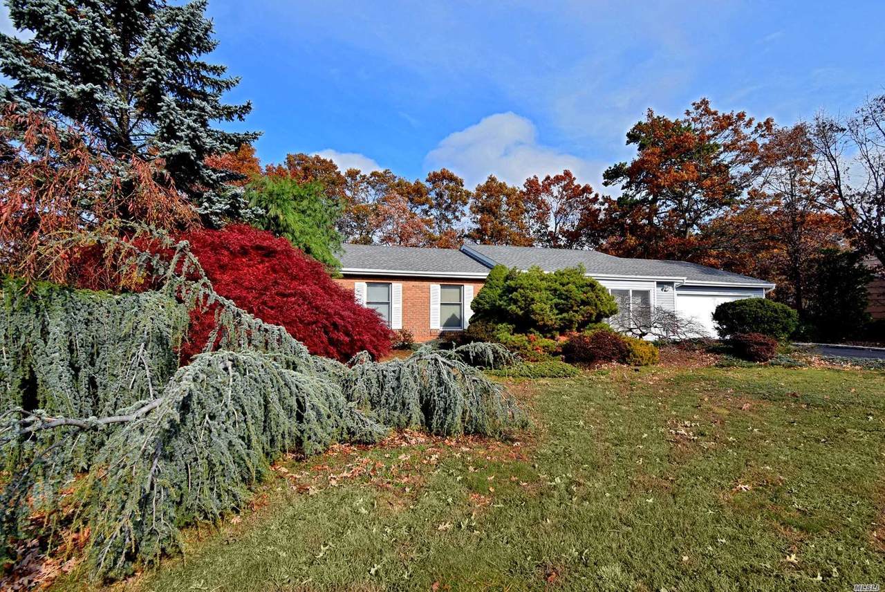 17 Buckingham Lane - Photo 1