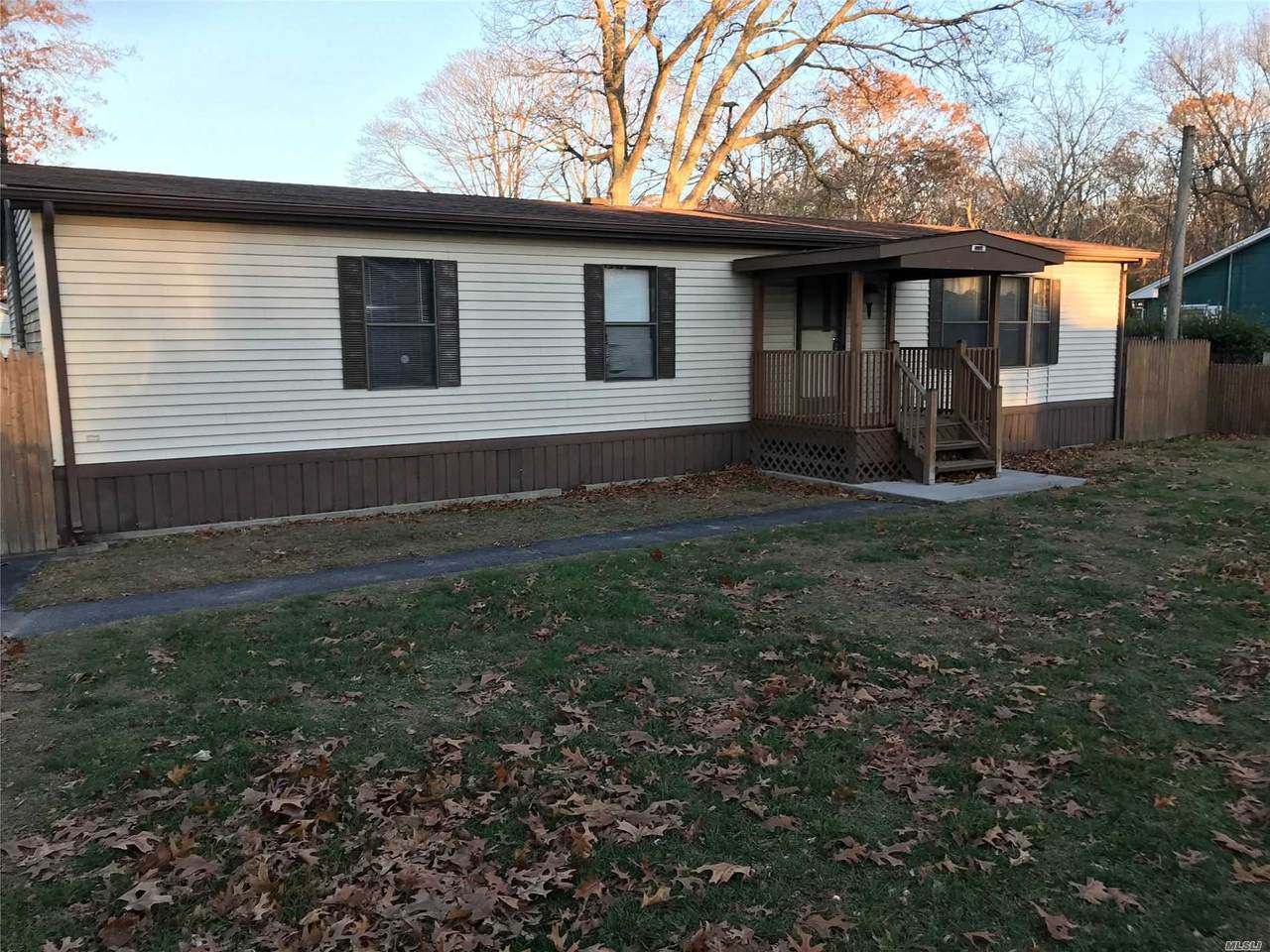237D Hubbard Avenue - Photo 1