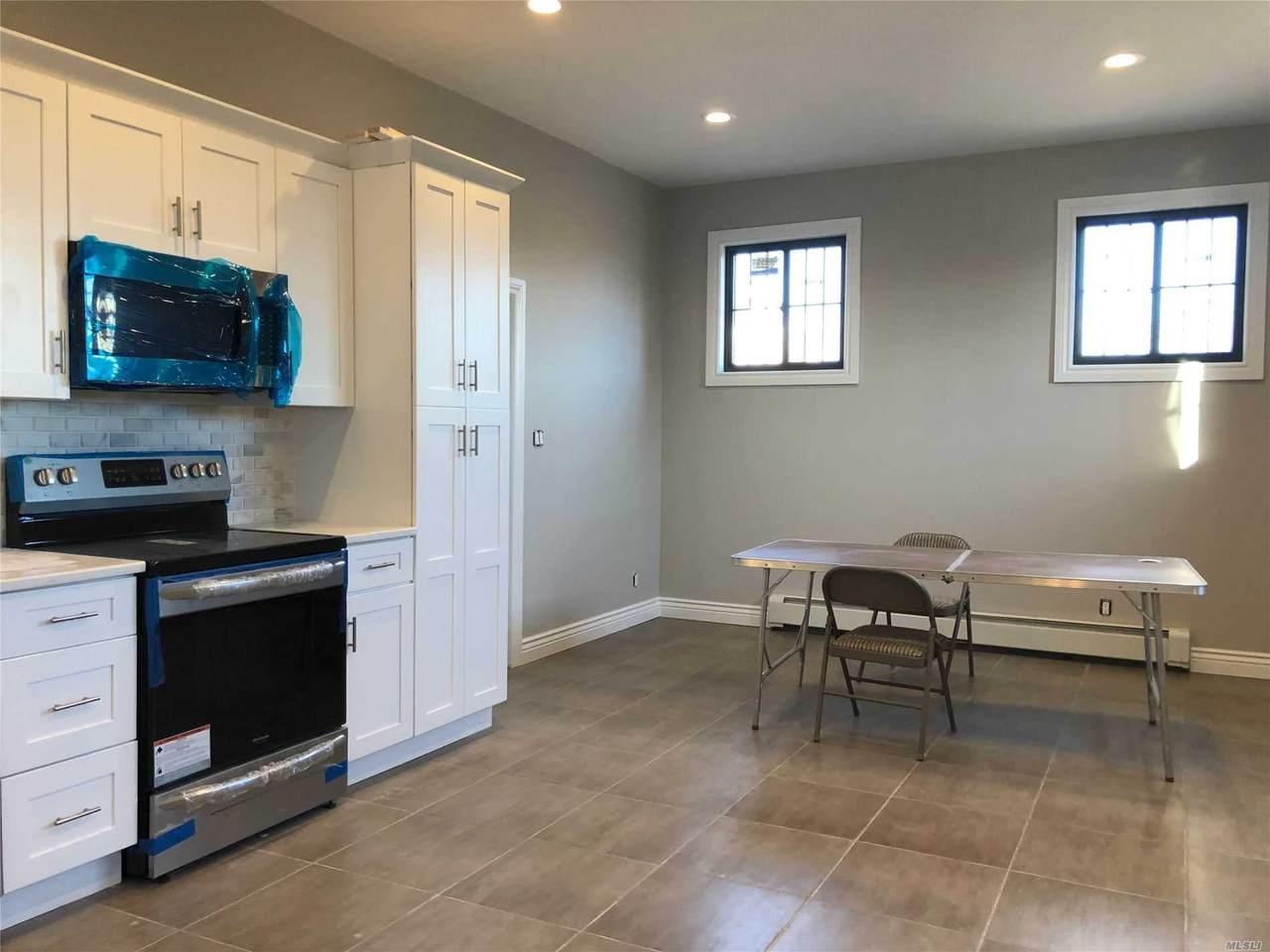 201 Higbie Lane - Photo 1