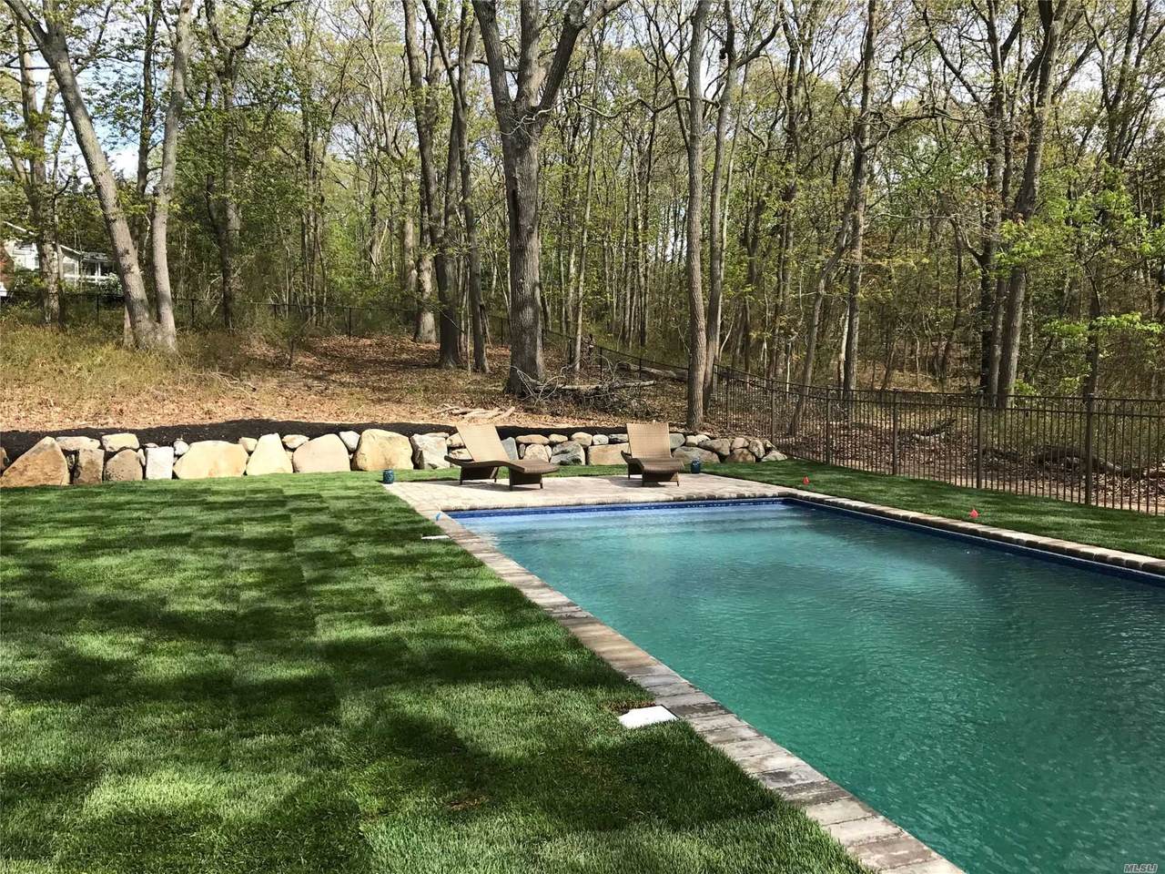 485 Hickory Avenue - Photo 1
