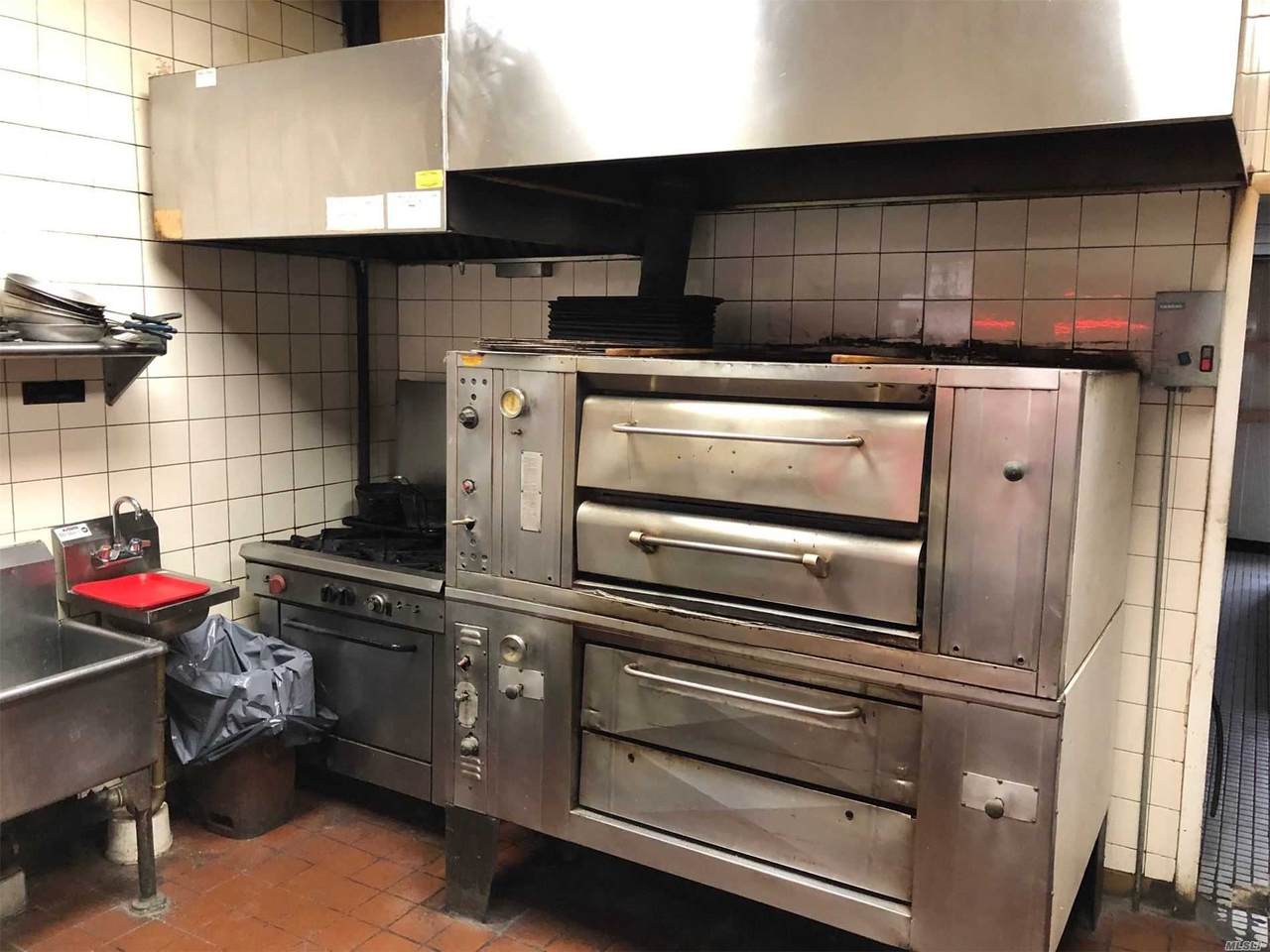 111-15 Lefferts Boulevard - Photo 1