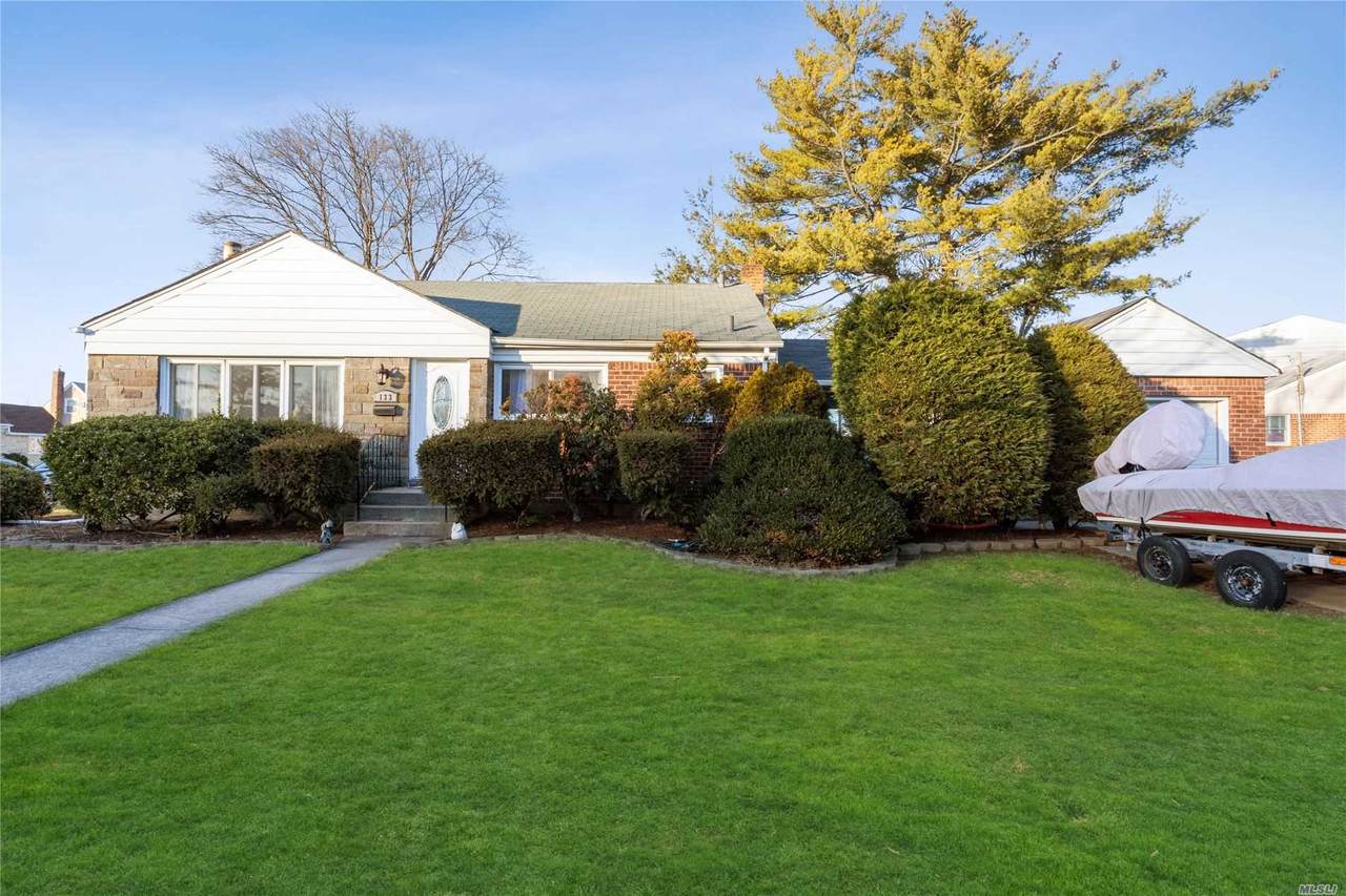 133 Nancy Drive - Photo 1