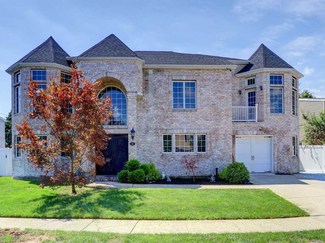 4 Toretta Lane - Photo 1