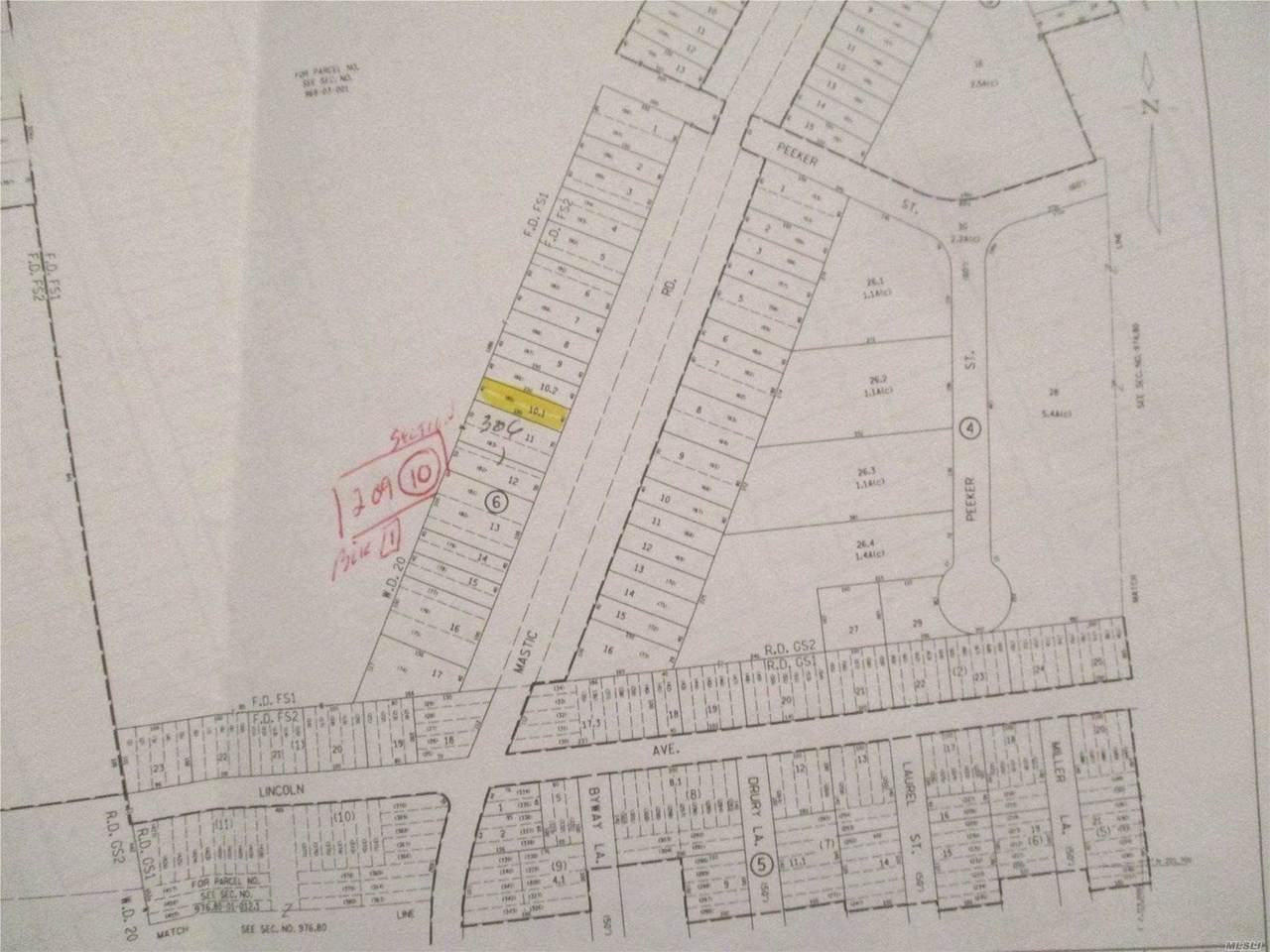 Mastic Road - Photo 1
