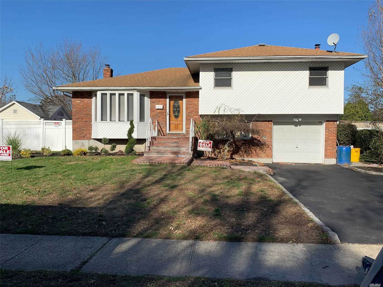 27 Parkdale Drive - Photo 1